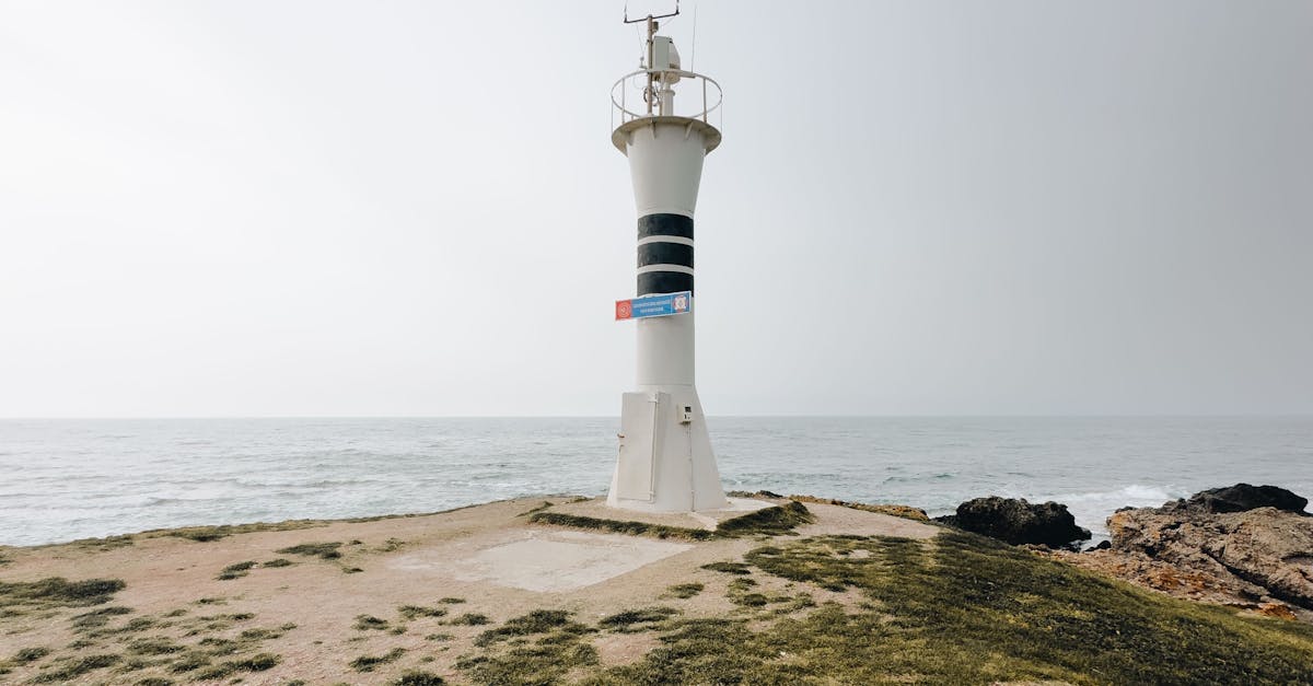 How far apart should deck lights be spaced?